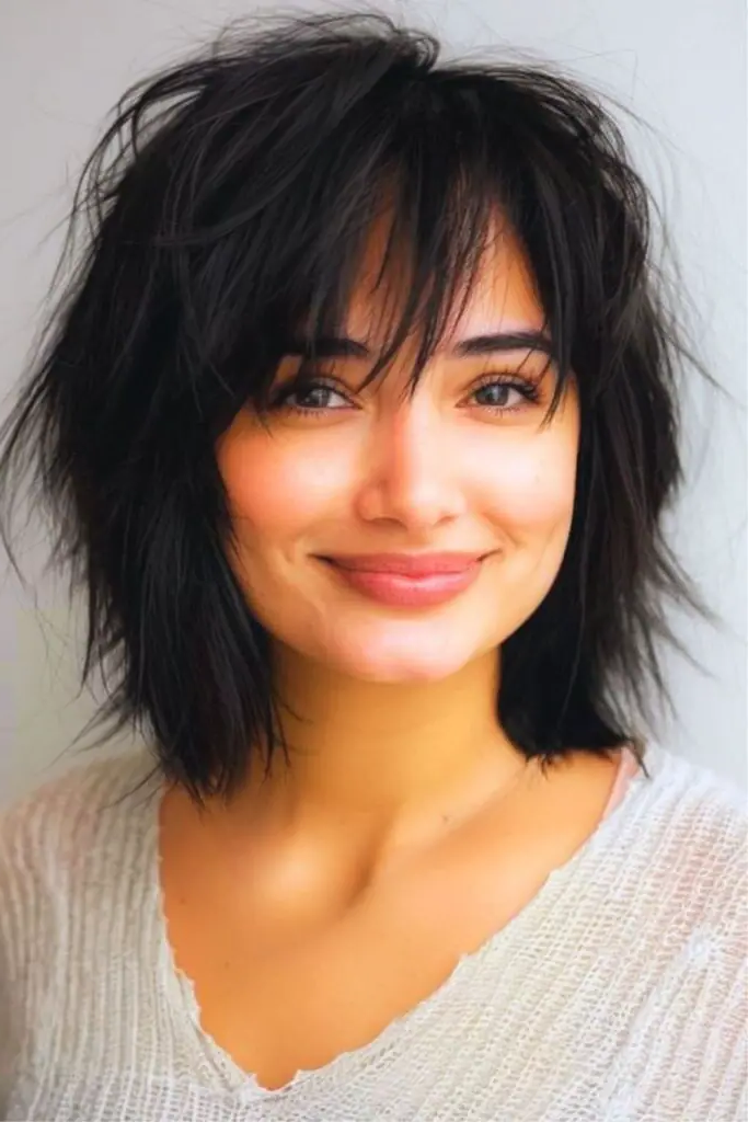 30 Stunning Medium Shag Hairstyles 12 10. Textured Flicks and Wisps