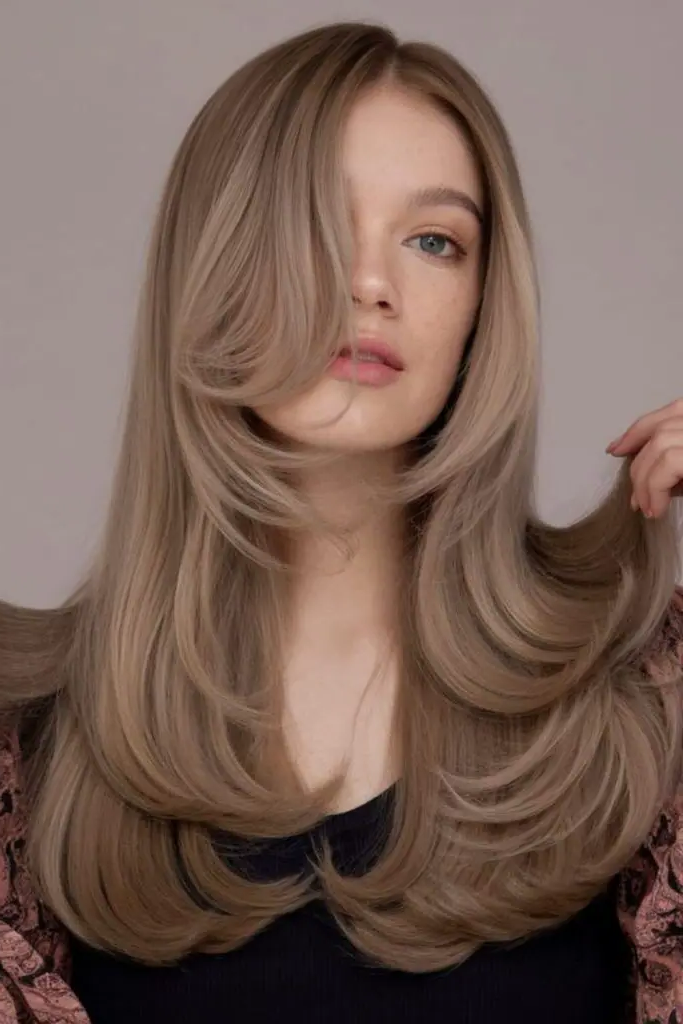 27 Long Layered Haircuts with Face Framing 14 12. Enchanted Ivy Flow