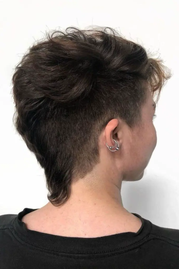 27 Gorgeous Short Hair Back View Styles 14 12. Spiky Faux Hawk