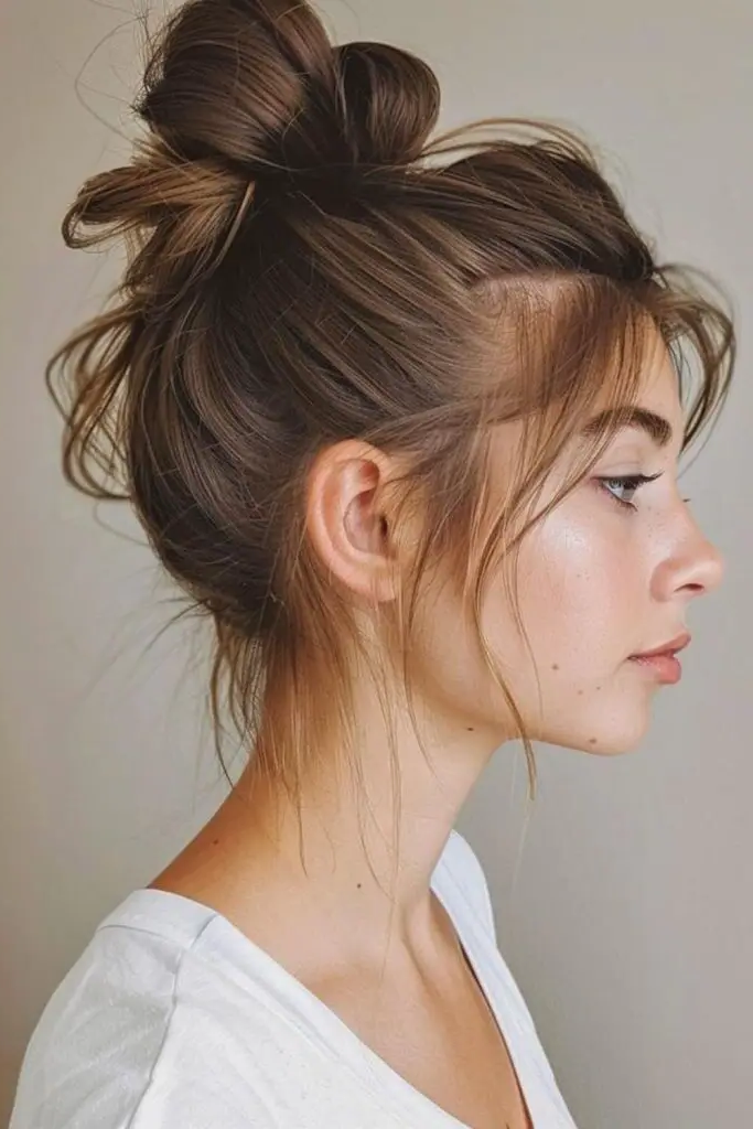 28 Best Volume Haircut for Thin Hair Ideas 19 17. Messy Bun Volume Boost