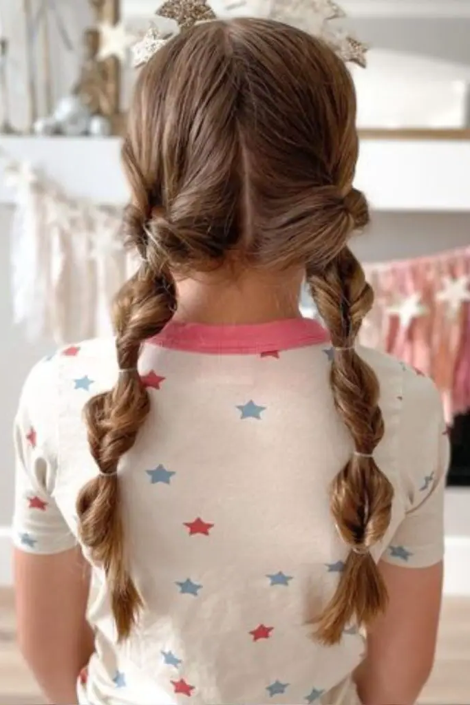 21. Topsy Tail Pony Charm