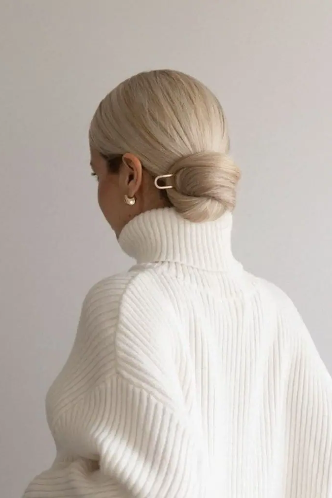 27 Stunning Turtle Neck Hairstyles 24 22. Mini French Twist Above Fitted Turtlenecks