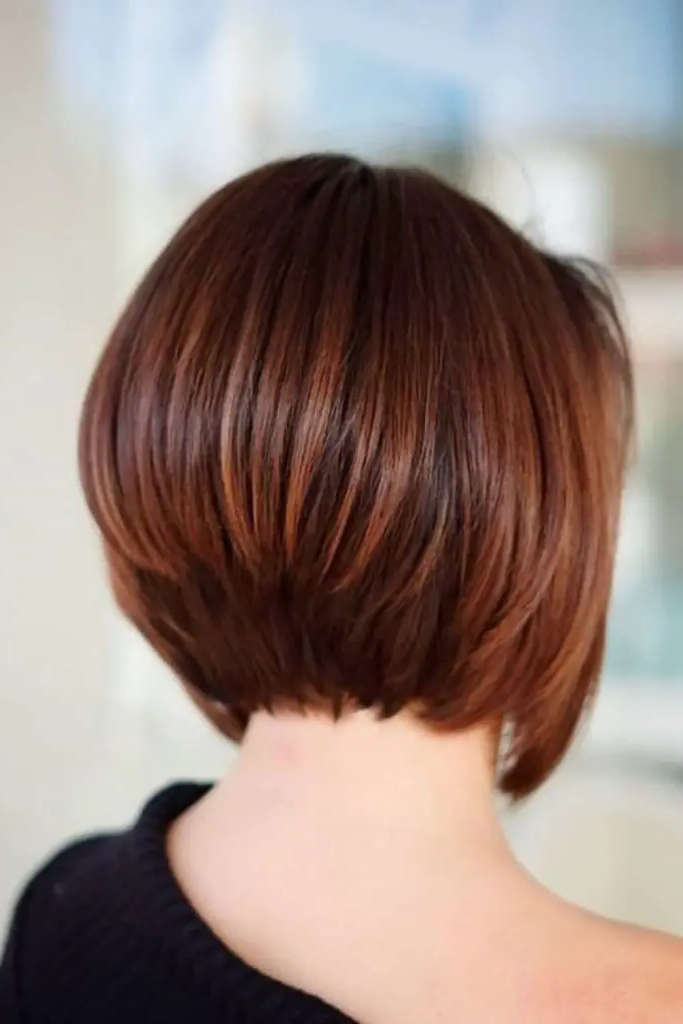 27 Gorgeous Short Hair Back View Styles 28 26. Sharp Angular Bob