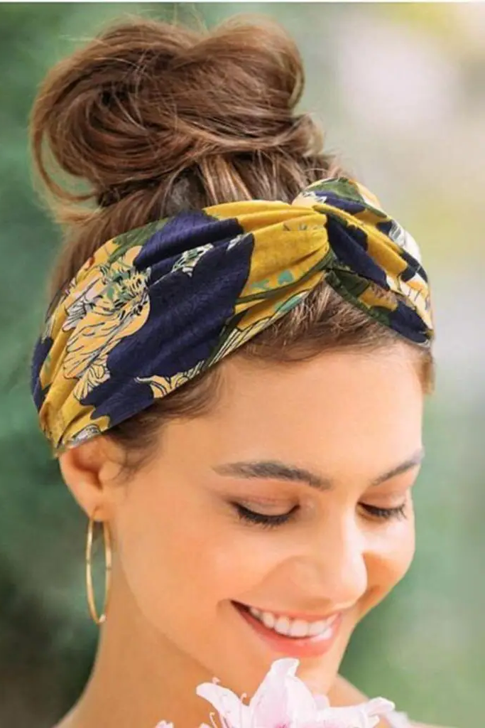 28 Cute Hairstyles with a Bow 29 27. Boho Bow Headwrap