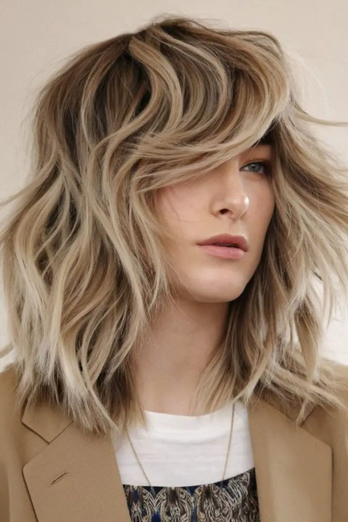 29 Wavy Layered Haircuts 10 9. Whispering Willow Strands