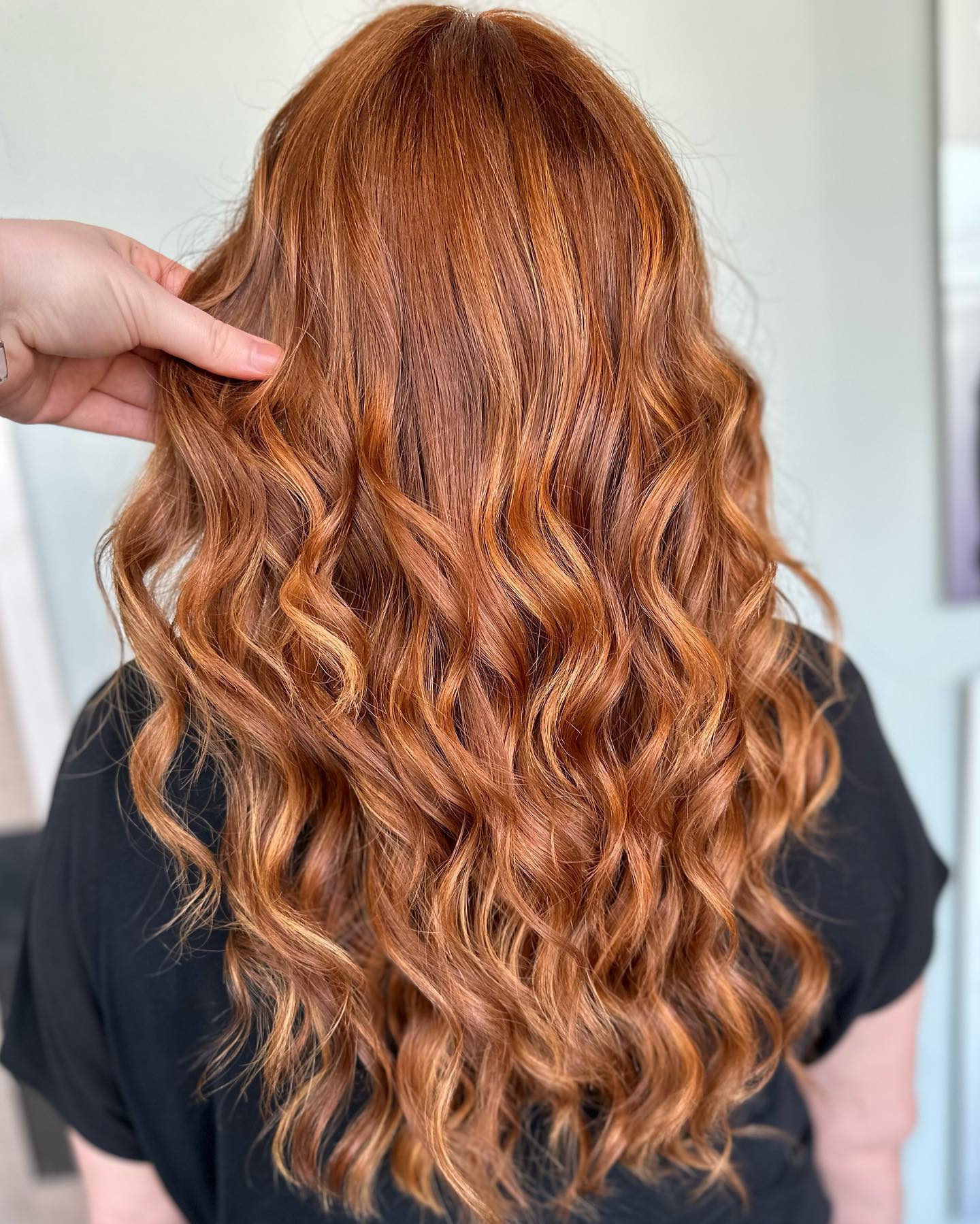 12. Peachy Copper Glow Ginger Hair Color Ideas for Women