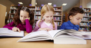 Importance of Reading Habits for Kids 3 iStock 000054167766 Full e1436822806434 1440x767 1