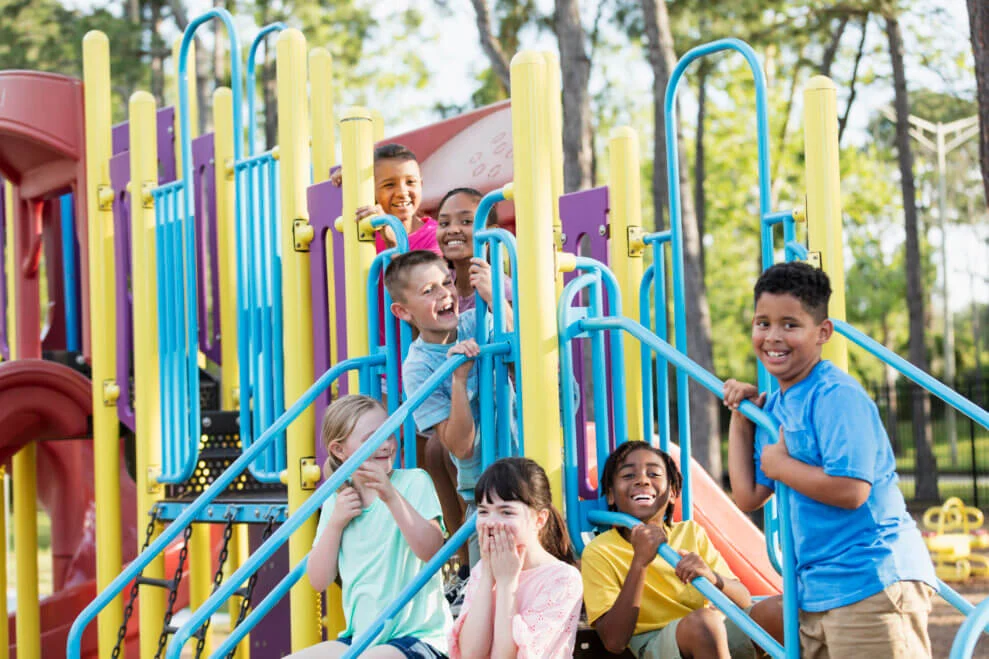 kids playground 989x659 1